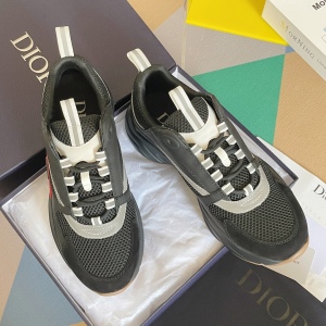 Leather low trainers Dior Homme Black size 43 EU in Leather - 33244947