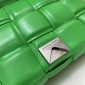 Replica Bottega Veneta, Padded Cassette leather shoulder bag, Women, Green, Unisize, Shoulder bags