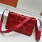 Replica BOTTEGA VENETA Nappa Maxi Intrecciato Padded Cassette Crossbody Bag Firework