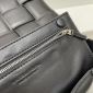 Replica Bottega Veneta Cassette Chain Crossbody Bag Padded Maxi Intrecciato Leather Black 1138207