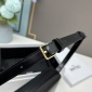 Replica Teen Chain Besace Triomphe in shiny calfskin - Black | CELINE