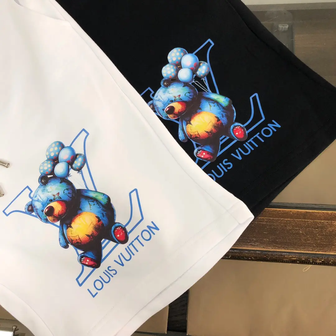 Louis Vuitton Summer Shorts White Bear Print - Image 3