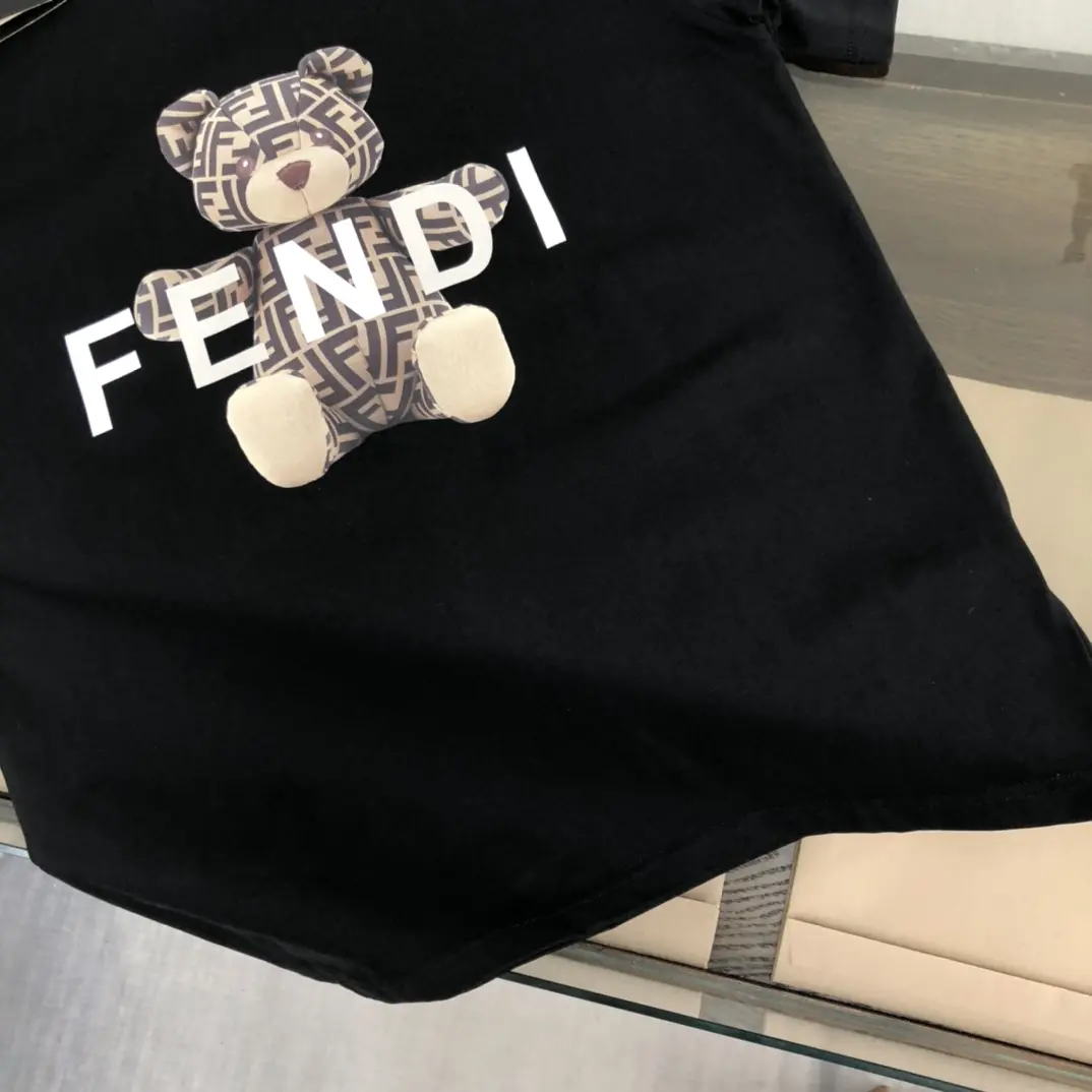 Fendi Bear Logo Black T-Shirt - Image 8