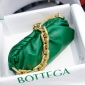 Replica Bottega Veneta Chain Pouch