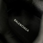 Replica Balenciaga Runner Graffiti Sneaker - Black -