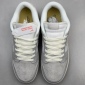 Replica Nike Dunk Low cream-coloured shoes