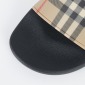 Replica Burberry Classic plaid Vintage plaid slippers