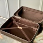 Replica Louis Vuitton Four-wheeled trolley case