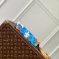 Replica Louis Vuitton Wearable wallet