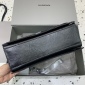 Replica Balenciaga crush the most fragrant hourglass chain bag