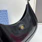 Replica Tory Burch Underarm crescent bag