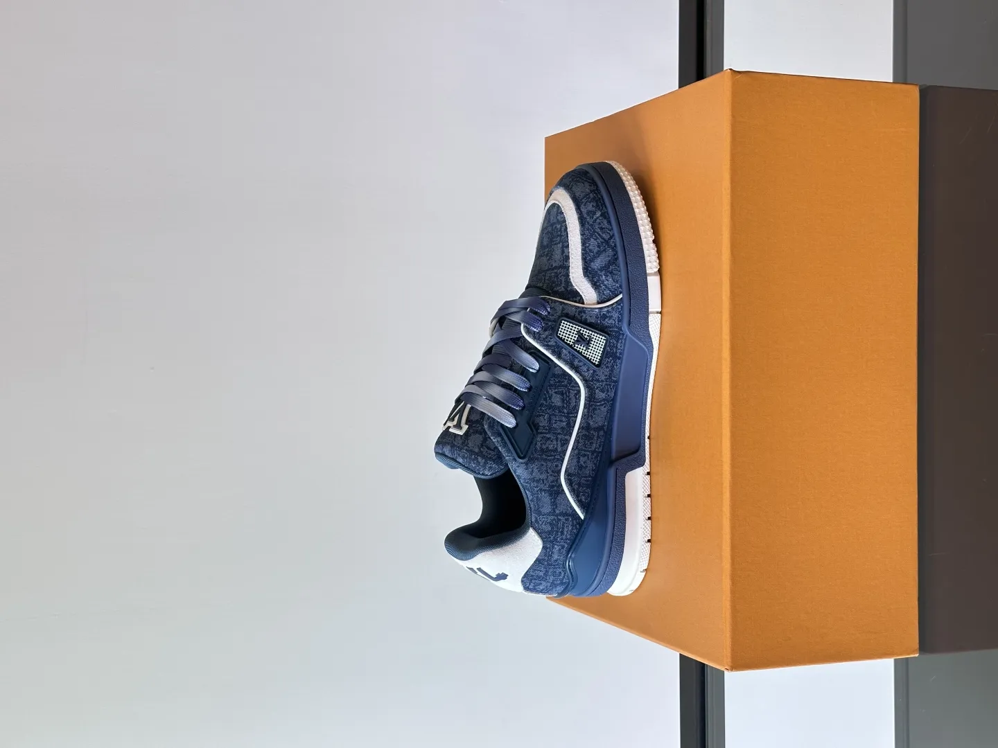 Louis Vuitton LV Trainer Low Men's Sneakers - Blue/White, Designed by Virgil Abloh, Size 38-45 - Image 5