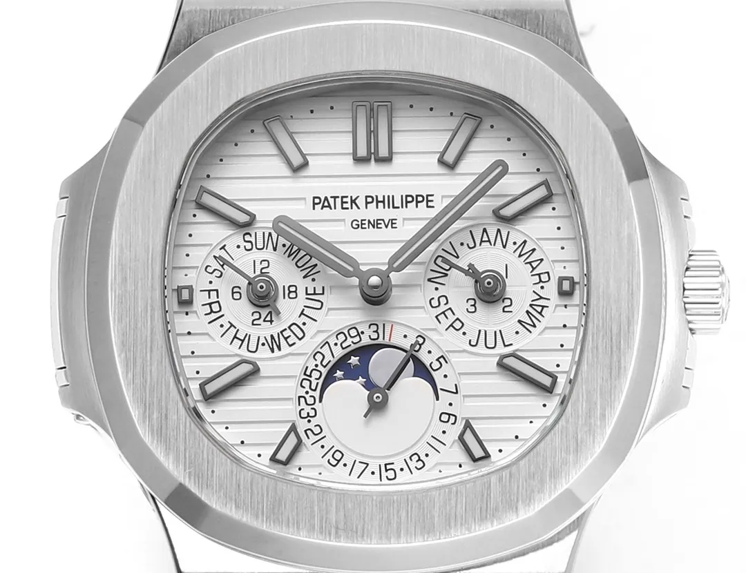 Patek Philippe ナUTILUS 5740/1G-001 シルバー 複雑時計 - 画像 (3)