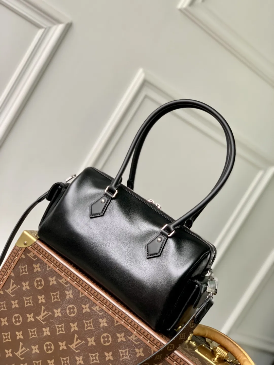 Louis Vuitton LV Vibe Speedy Cargo 黒 バッグ - 画像 (4)
