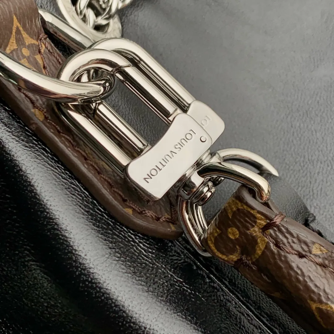 Louis Vuitton LV Vibe ブラック バケットバッグ - 画像 (8)