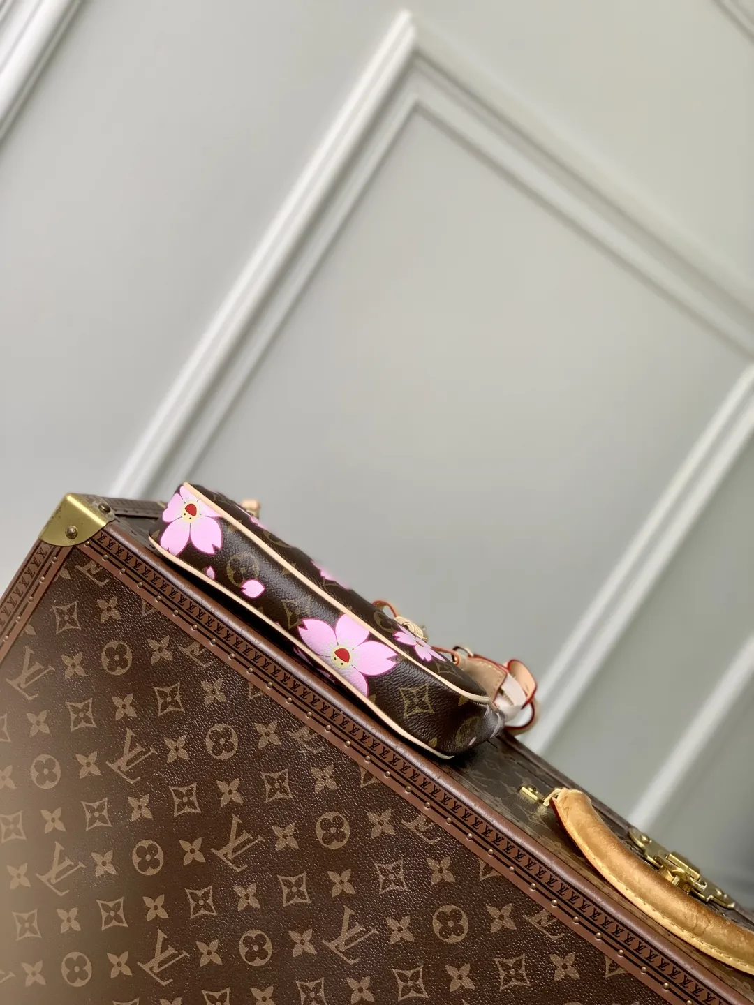 Louis Vuitton ピンク Cherry Blossom クラッチバッグ - 画像 (5)