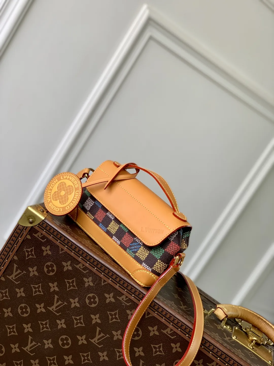 LOUIS VUITTON ダミエエベヌ ミニハンドバッグ - 画像 (3)