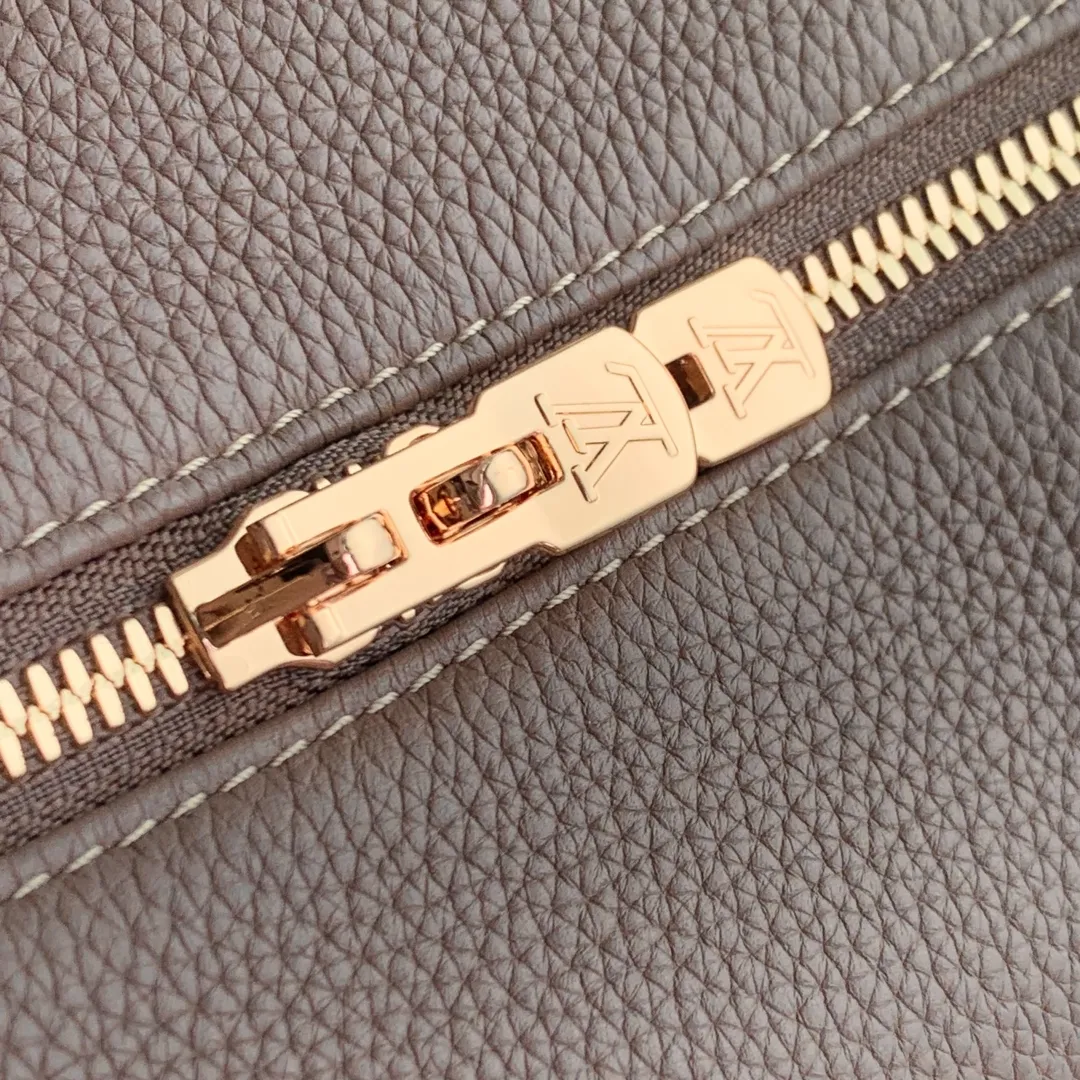 Louis Vuitton エレファントグレー ソフトバッグ - 画像 (7)