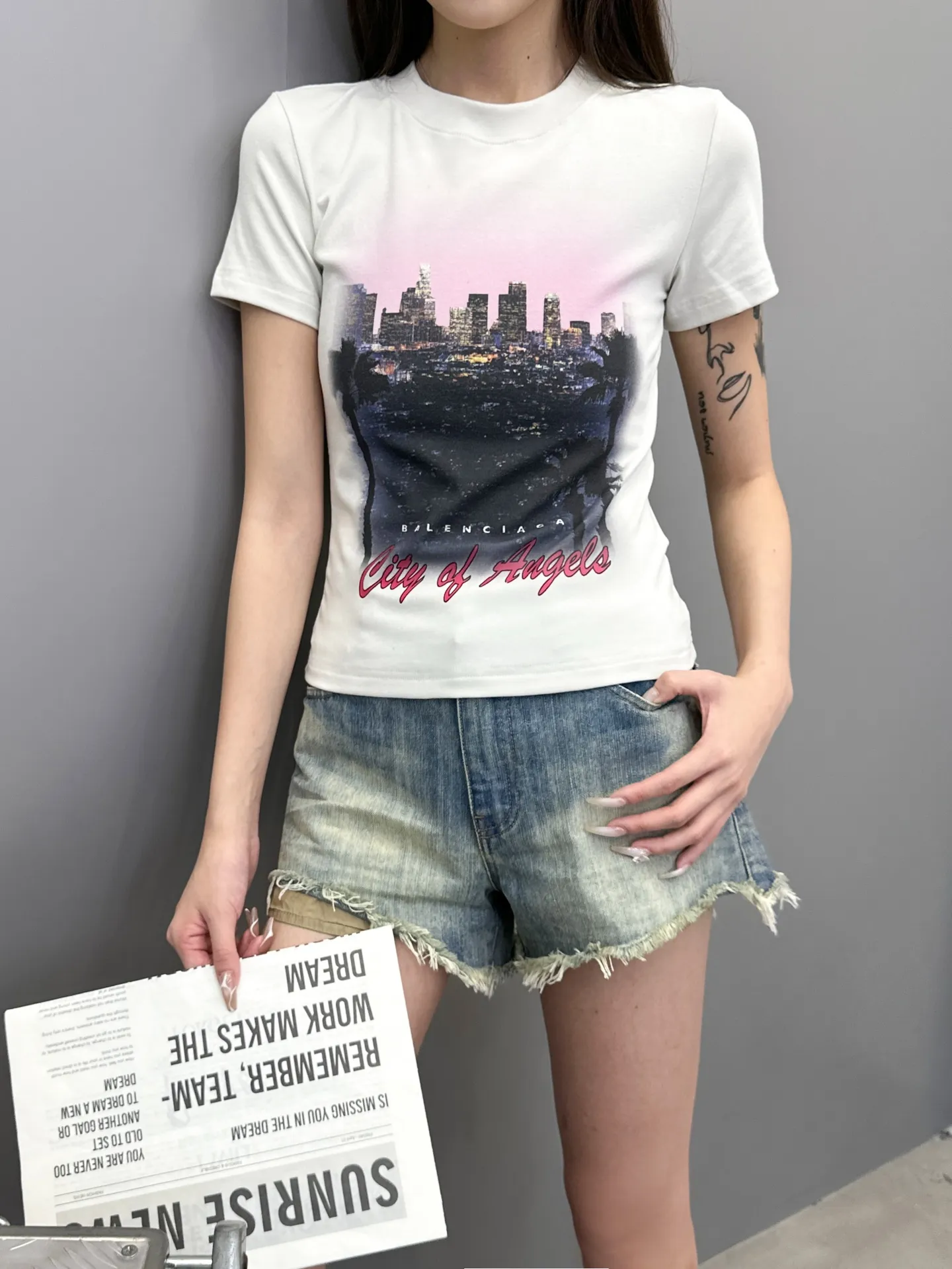 パリ新作半袖Tシャツ白プリント半袖Tシャツ