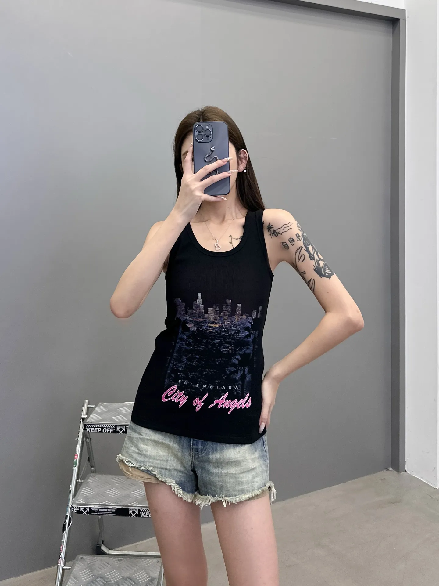 パリ新作黒ベストシティプリントSMLサイズ - 画像 (4)