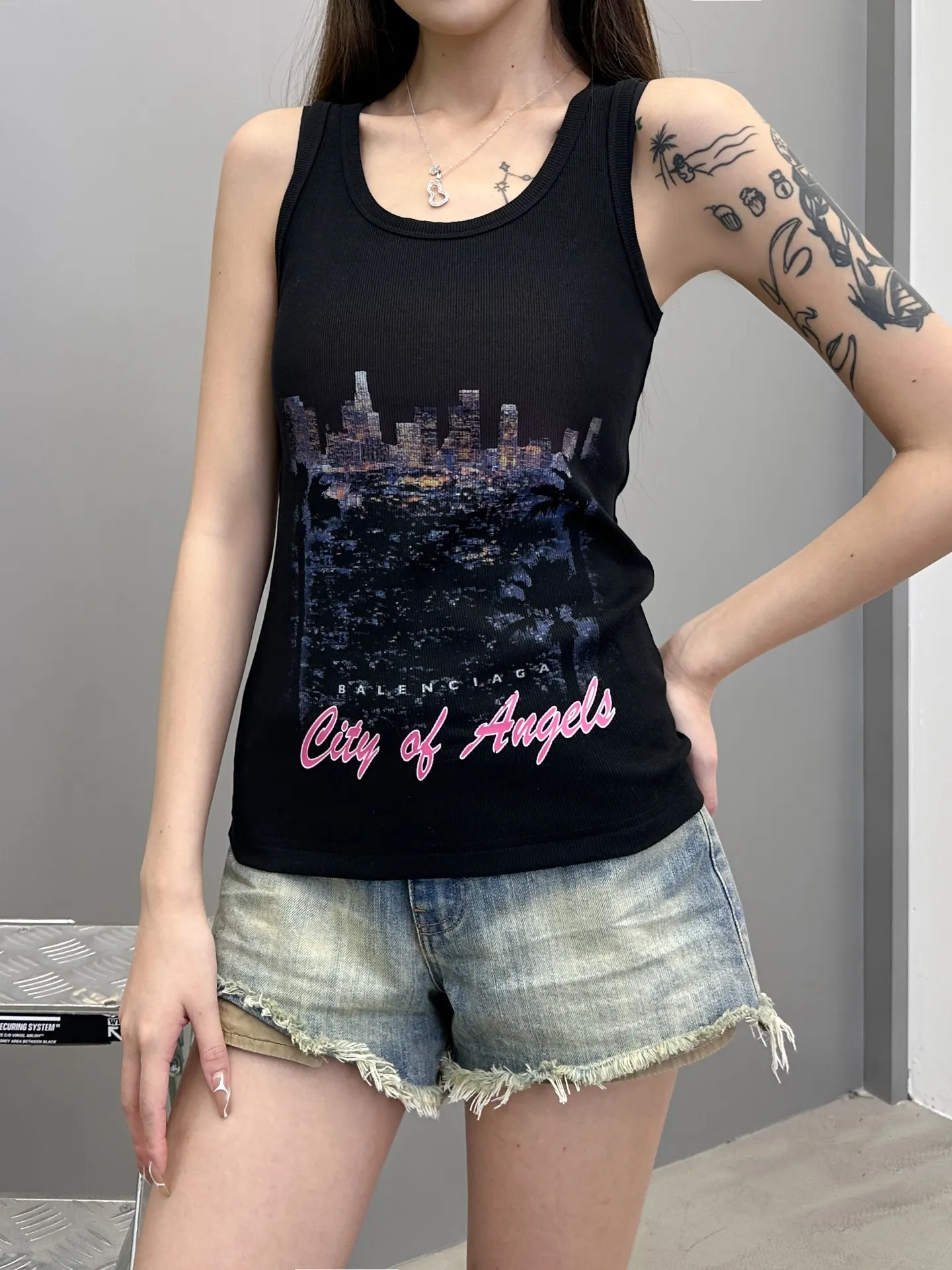 パリ新作黒ベストシティプリントSMLサイズ - 画像 (7)