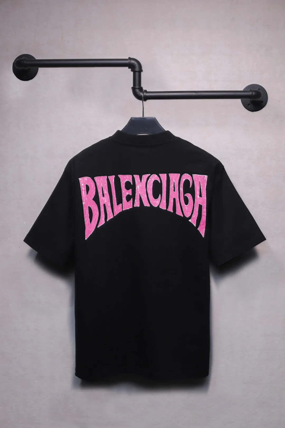 BALENCIAGA新作黒プリント半袖Tシャツ - 画像 (3)