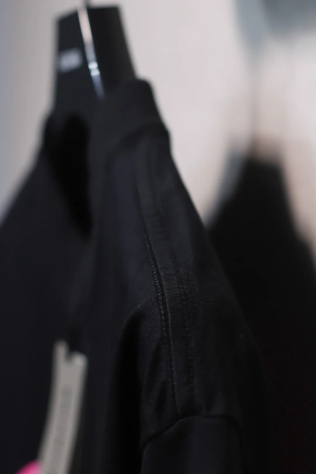 BALENCIAGA新作黒プリント半袖Tシャツ - 画像 (5)