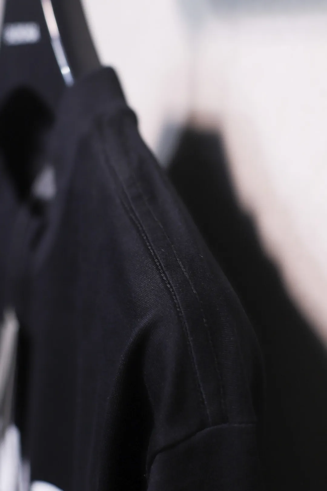 BALENCIAGA新作黒プリント半袖Tシャツ - 画像 (5)