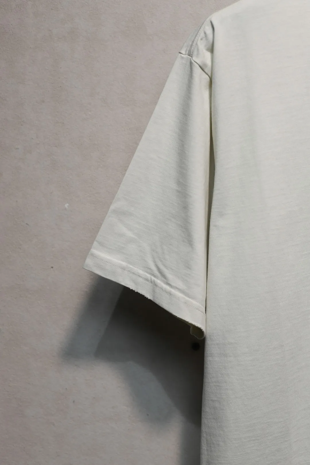 BALENCIAGA ホワイト ミラーロゴTシャツ - 画像 (6)