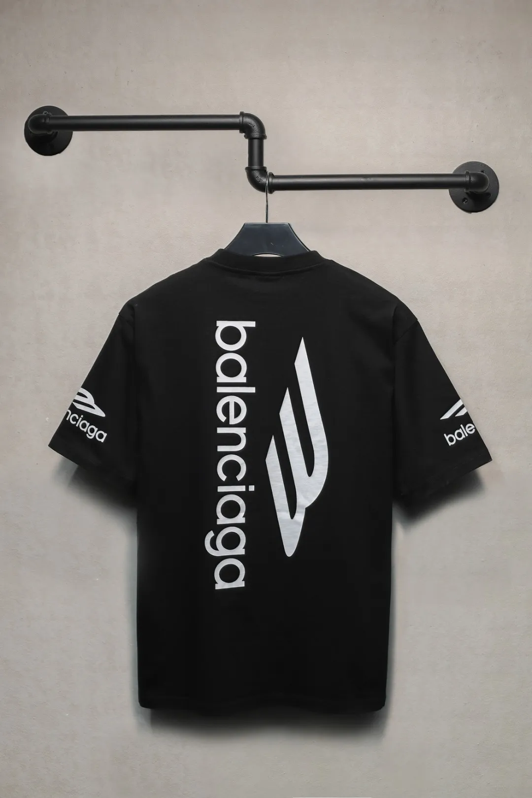 BALENCIAGA黒プリント半袖Tシャツ新作 - 画像 (3)