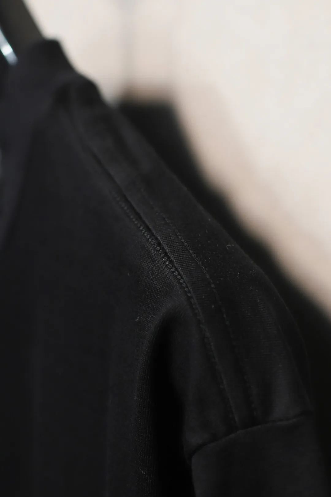 BALENCIAGA黒プリント半袖Tシャツ新作 - 画像 (5)