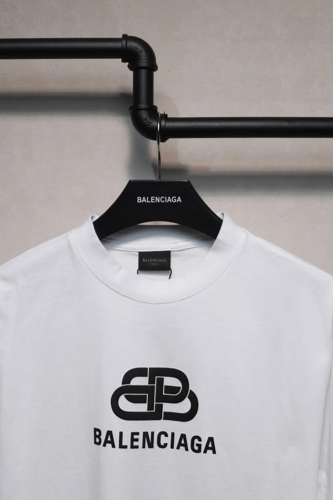 BALENCIAGA 白アルファベット半袖Tシャツ新作 - 画像 (4)