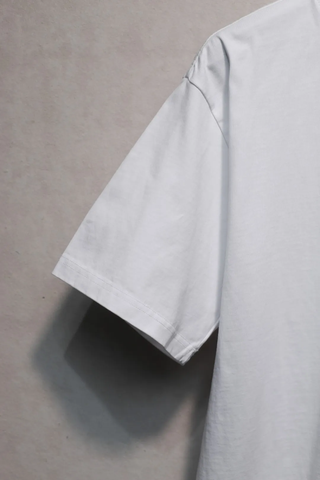 BALENCIAGA 白アルファベット半袖Tシャツ新作 - 画像 (6)