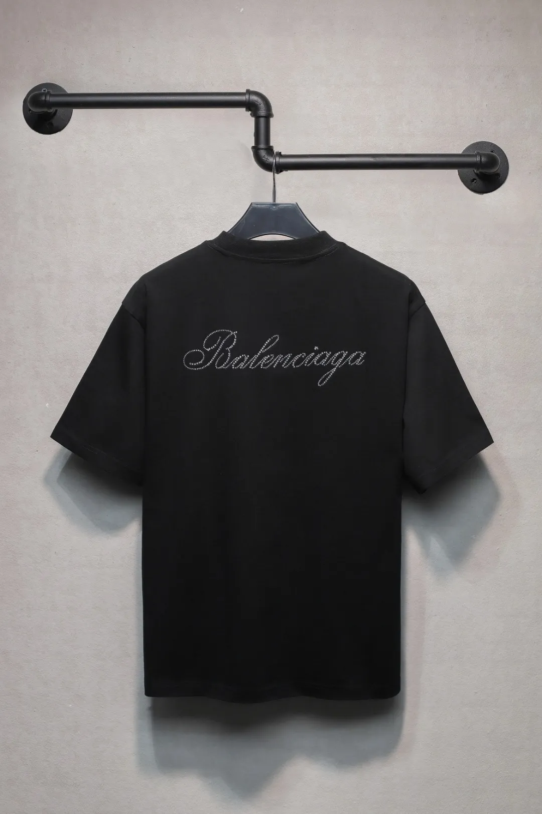 BALENCIAGA 黒 ロゴTシャツ 24ss新作 - 画像 (3)
