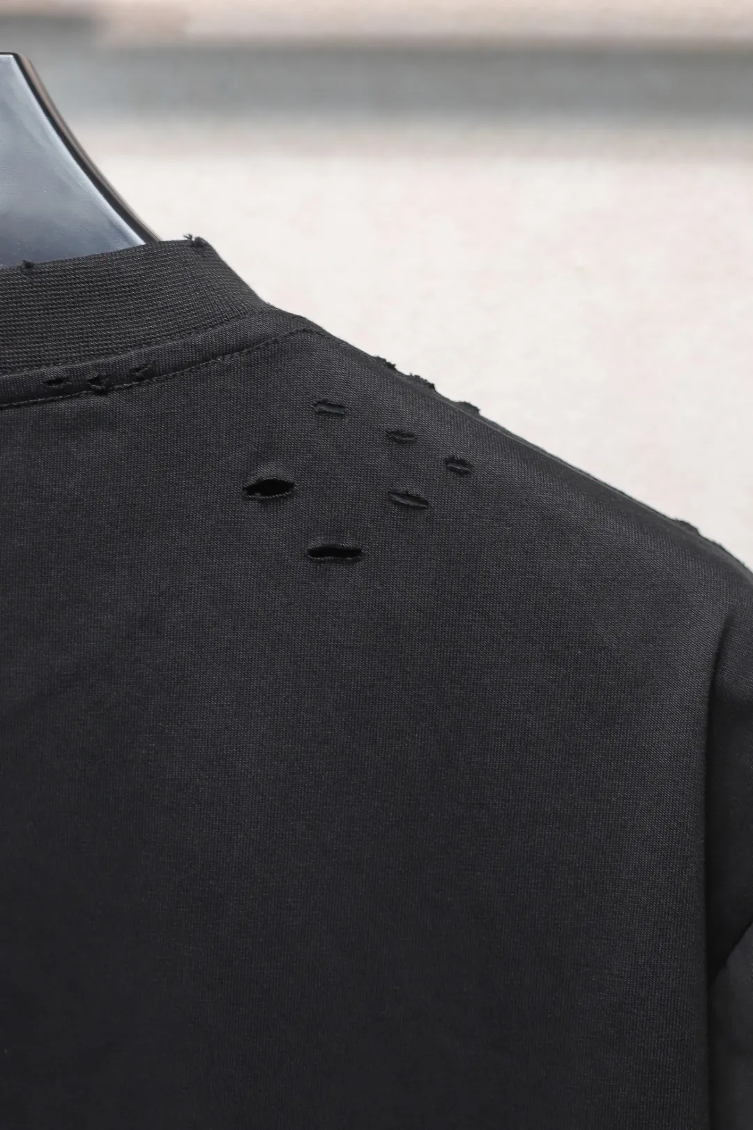 BALENCIAGA黒ロゴTシャツ - 画像 (10)