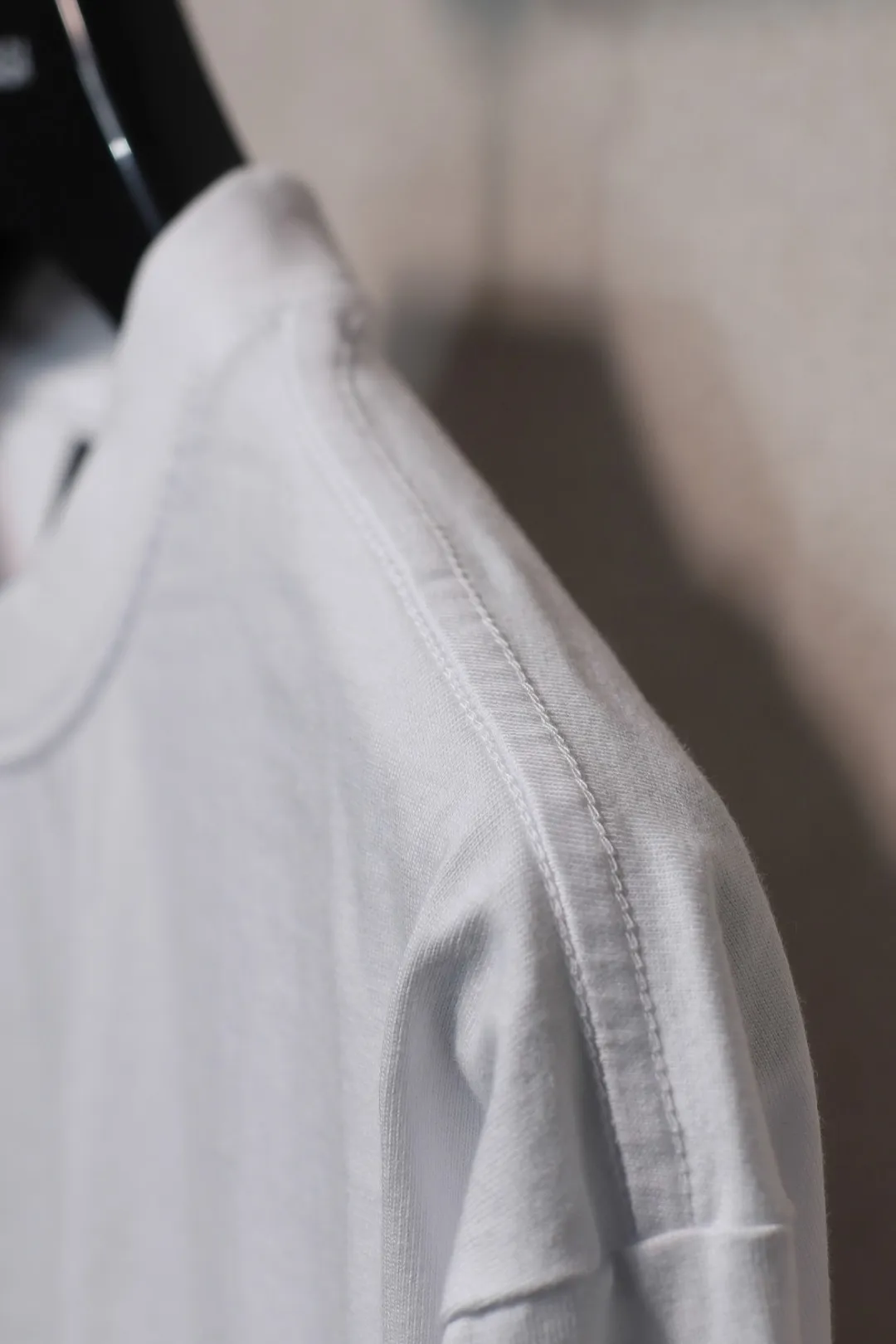 BALENCIAGA ホワイト ロゴ刺繍Tシャツ - 画像 (5)