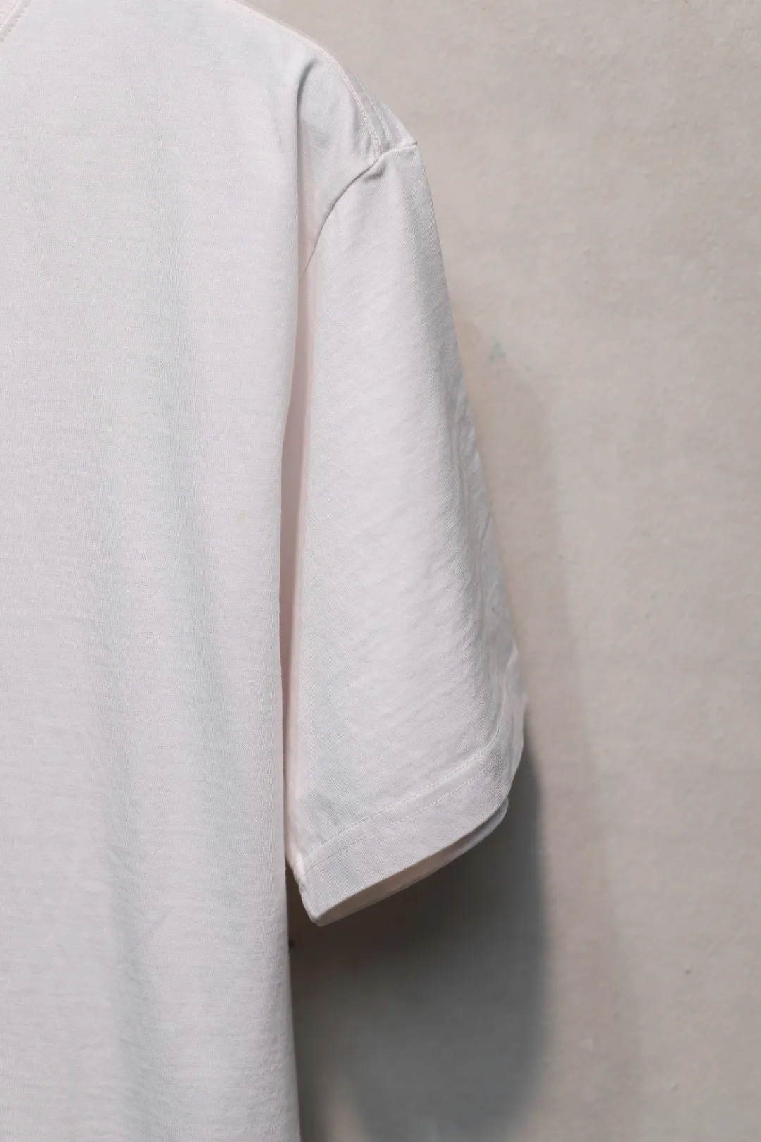 BALENCIAGA ホワイト 520WI-FIプリントTシャツ - 画像 (8)