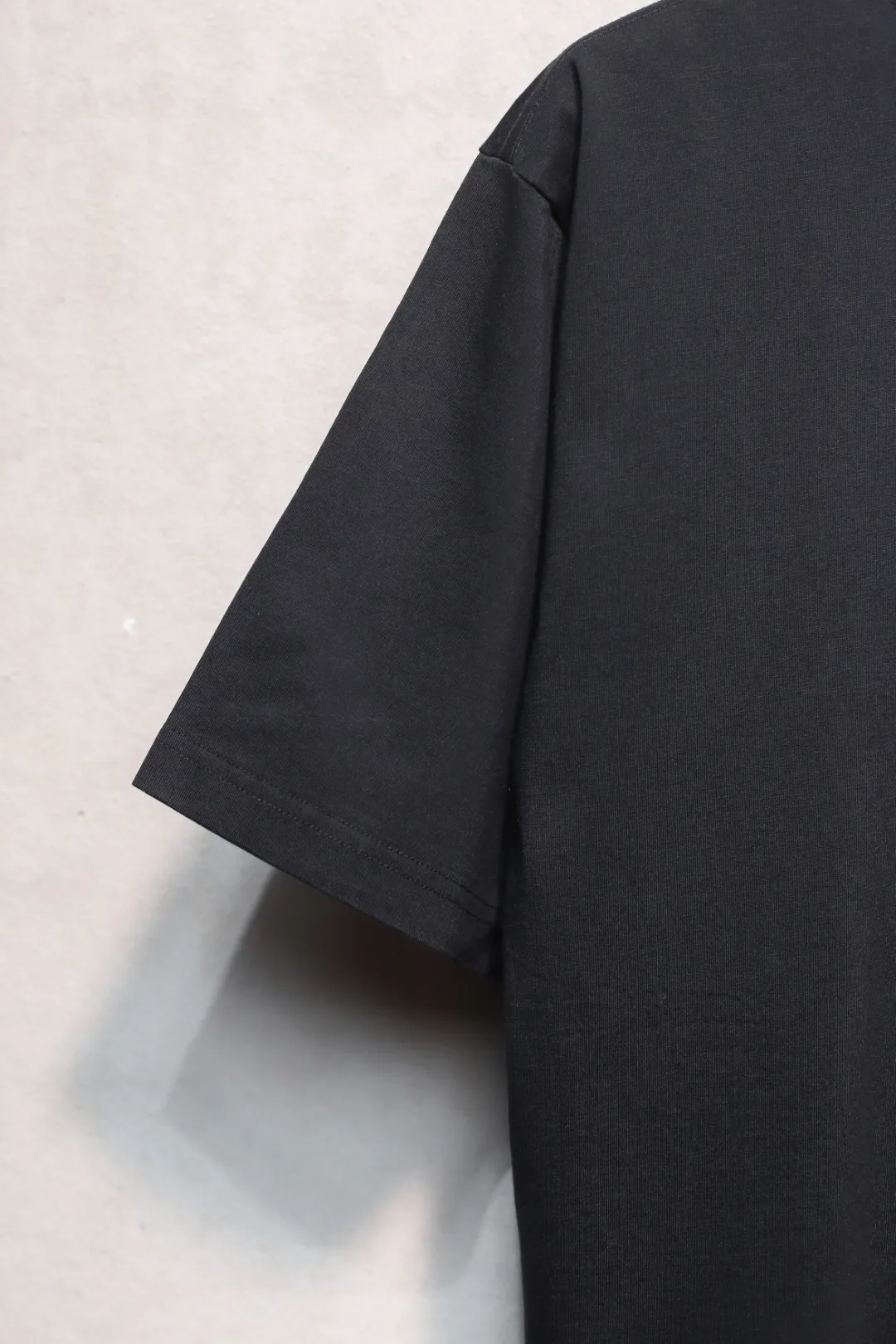 BALENCIAGA 黒 WI-FI Tシャツ - 画像 (6)