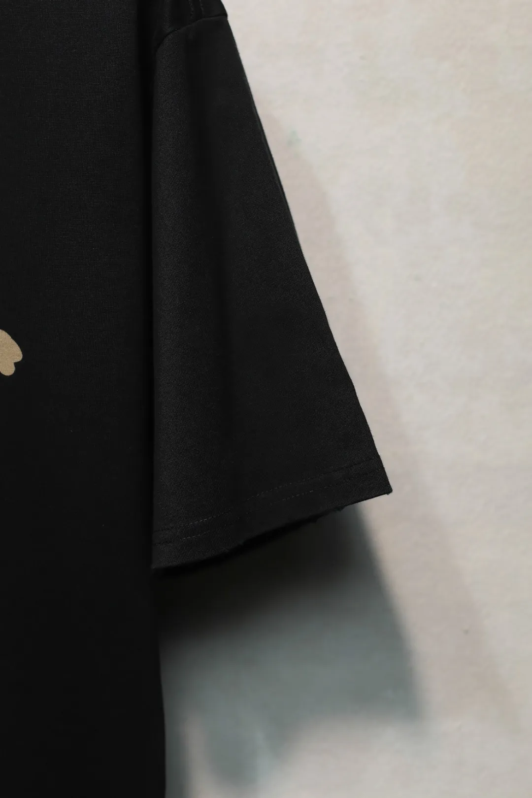 BALENCIAGA新作黒半袖Tシャツ破洞水洗 - 画像 (7)