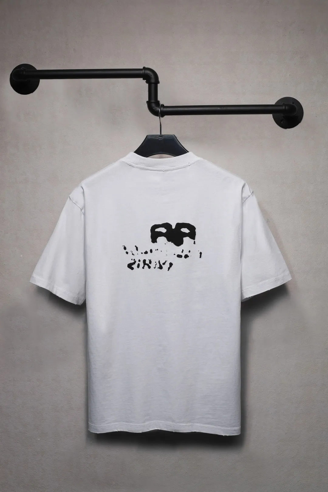 BALENCIAGA新作黒プリント半袖Tシャツ - 画像 (3)