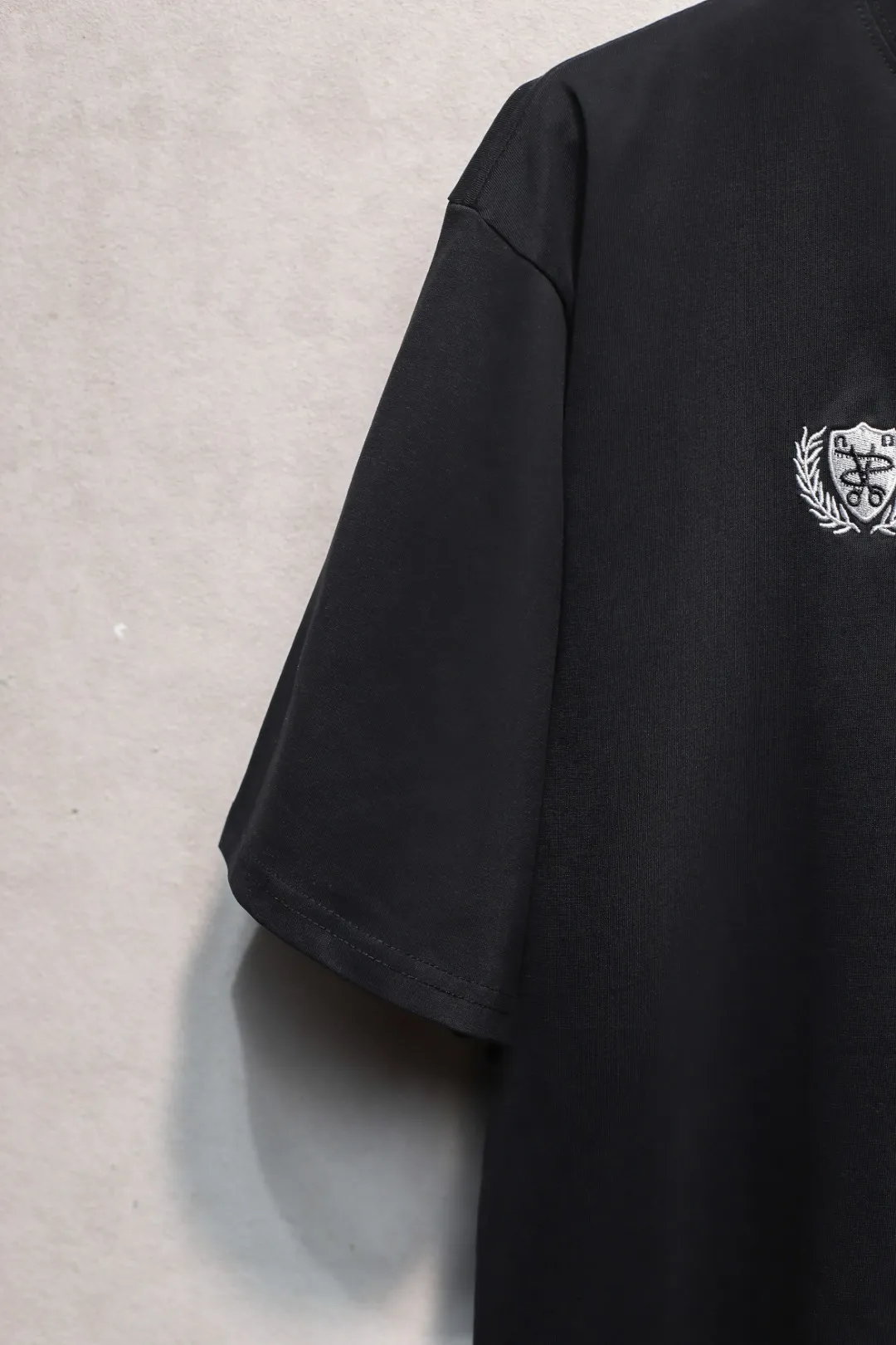 BALENCIAGA 黒 麦穗1917ロゴTシャツ - 画像 (6)