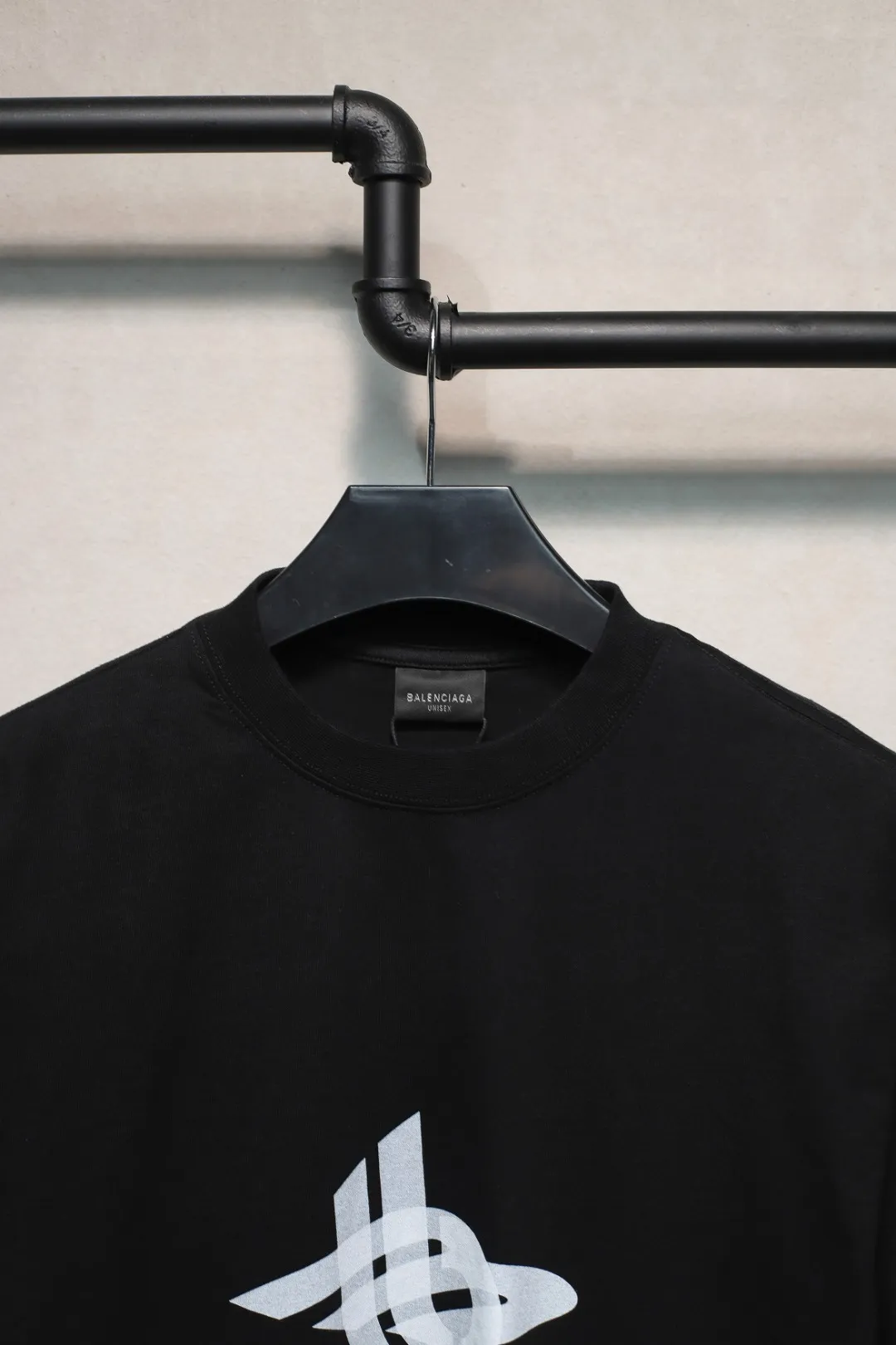 BALENCIAGA 黒 重ねロゴTシャツ 23ss - 画像 (4)