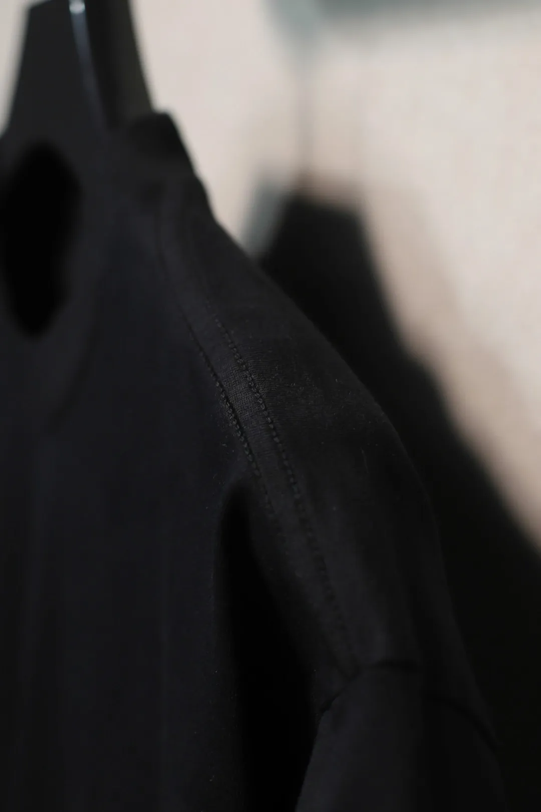 BALENCIAGA 黒 重ねロゴTシャツ 23ss - 画像 (9)