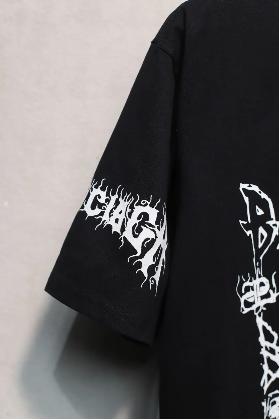 BALENCIAGA黒龍年限定半袖Tシャツ新作 - 画像 (6)