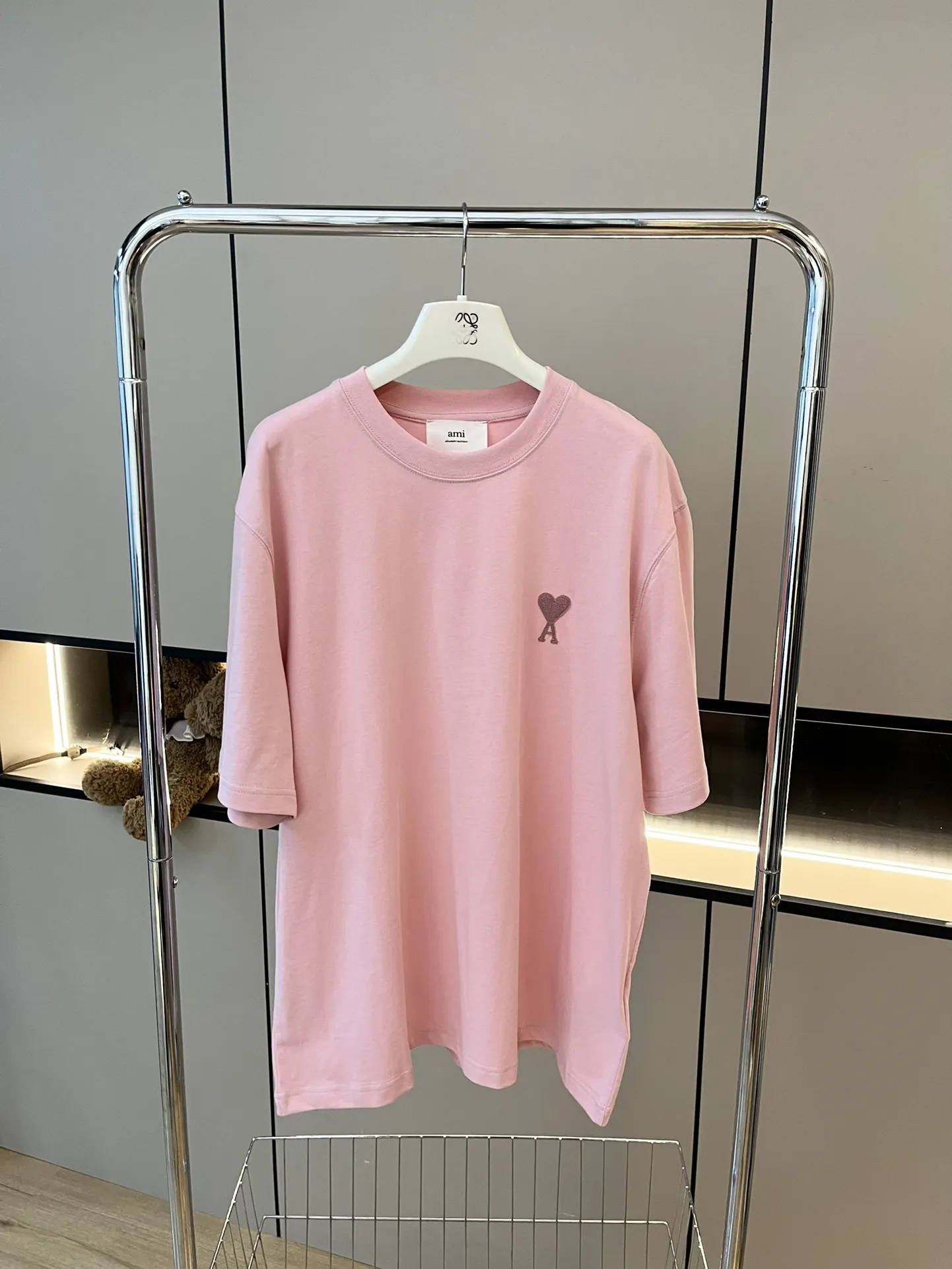 AMI新作ピンク愛心半袖Tシャツ