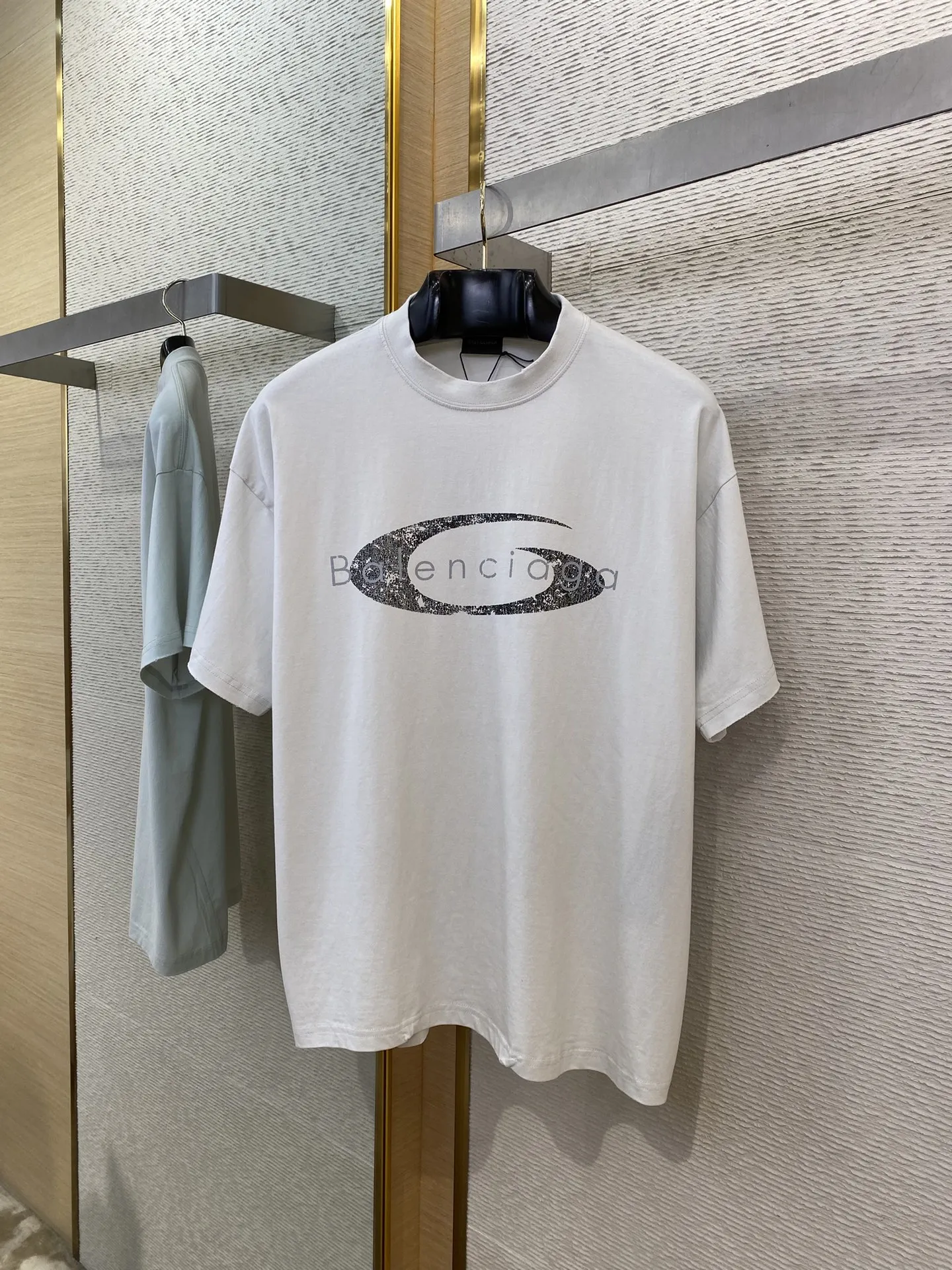 BLCGパリバルセロナ新作黒白裂纹アルファベット半袖Tシャツ - 画像 (12)