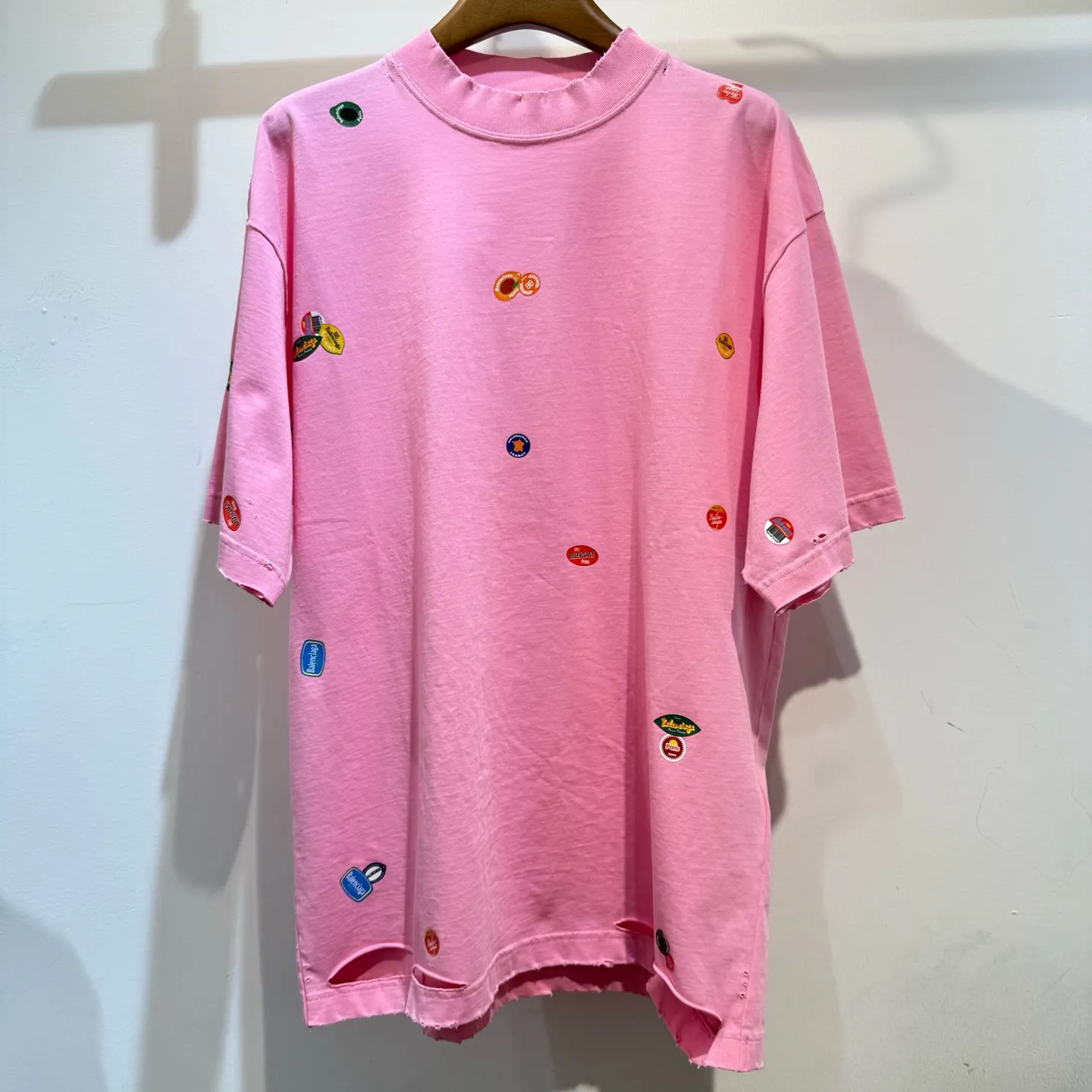 Balenciaga新作ピンク半袖Tシャツ破れ加工 - 画像 (14)