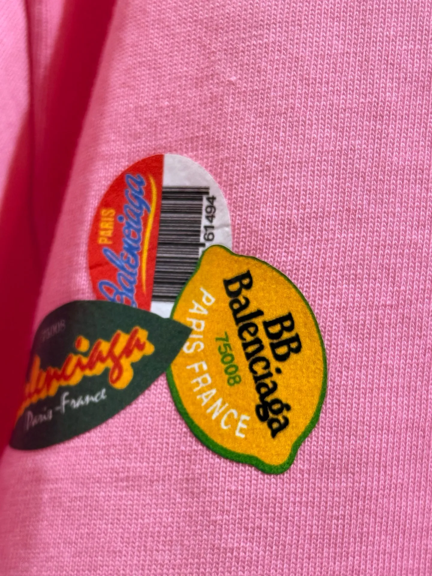 Balenciaga新作ピンク半袖Tシャツ破れ加工 - 画像 (4)