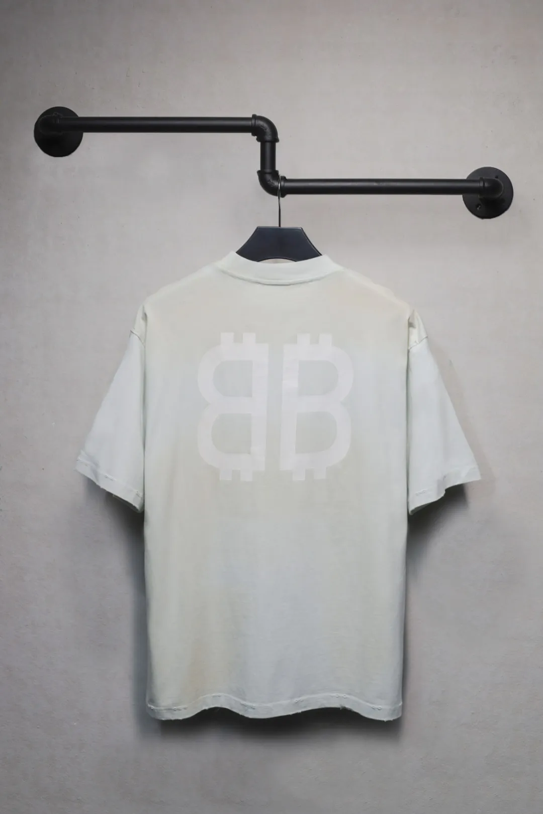 BALENCIAGA新作白泥染半袖Tシャツ - 画像 (3)