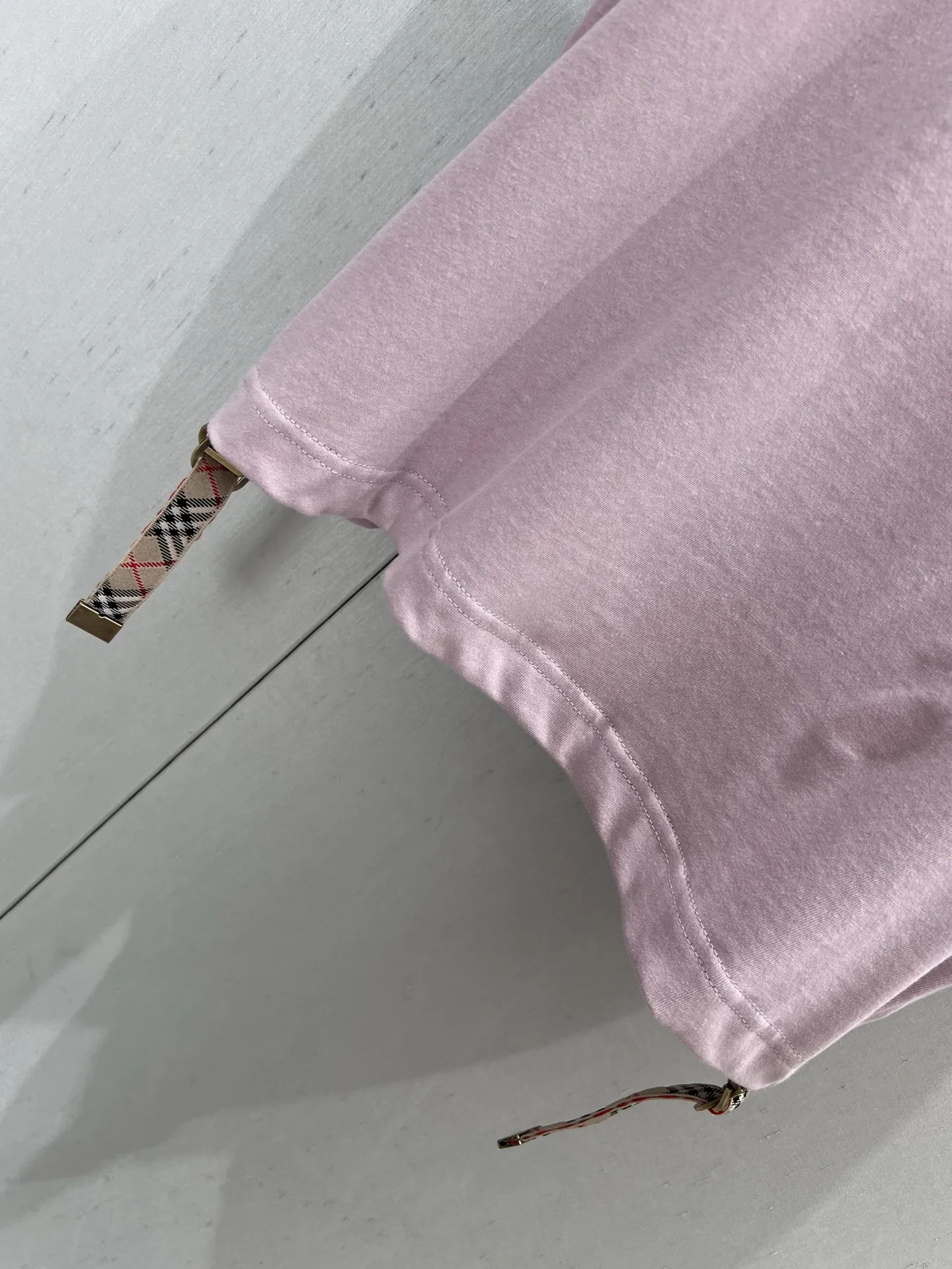 Burberry新作ピンク格子柄半袖Tシャツ - 画像 (7)
